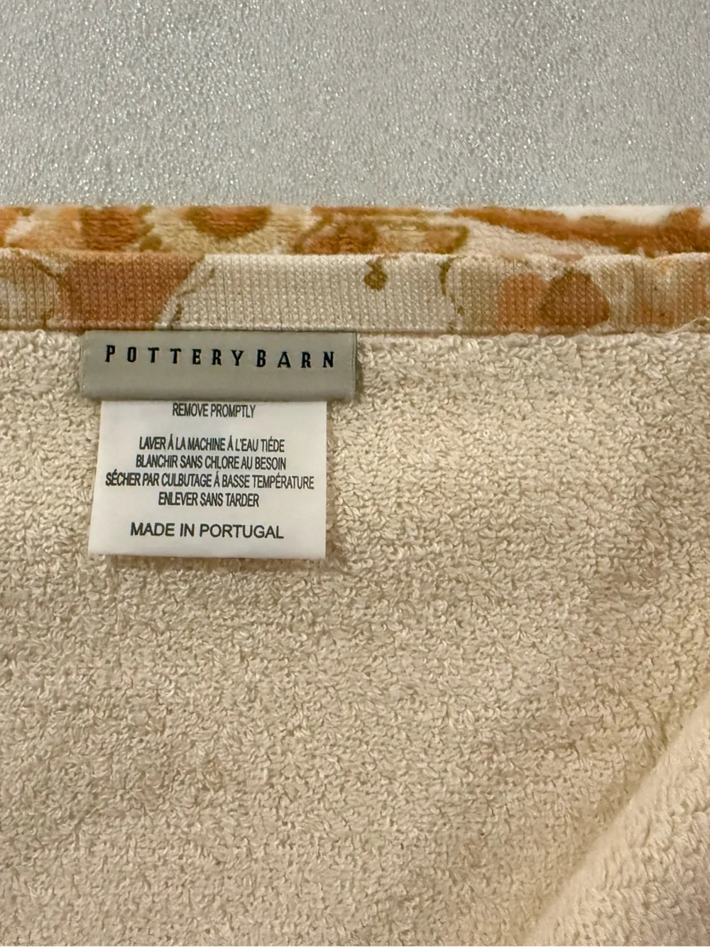New Vintage Pottery Barn Antonia Kalamkari Bath Towel Set, Two, Warm, 26X55”